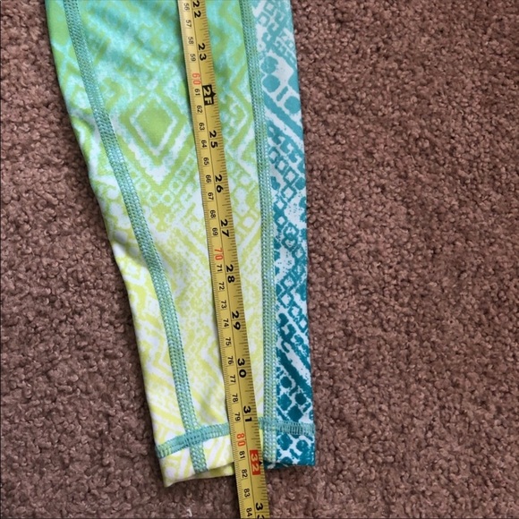 Gianni Bini Tribal Print Leggings - Picture 4 of 4